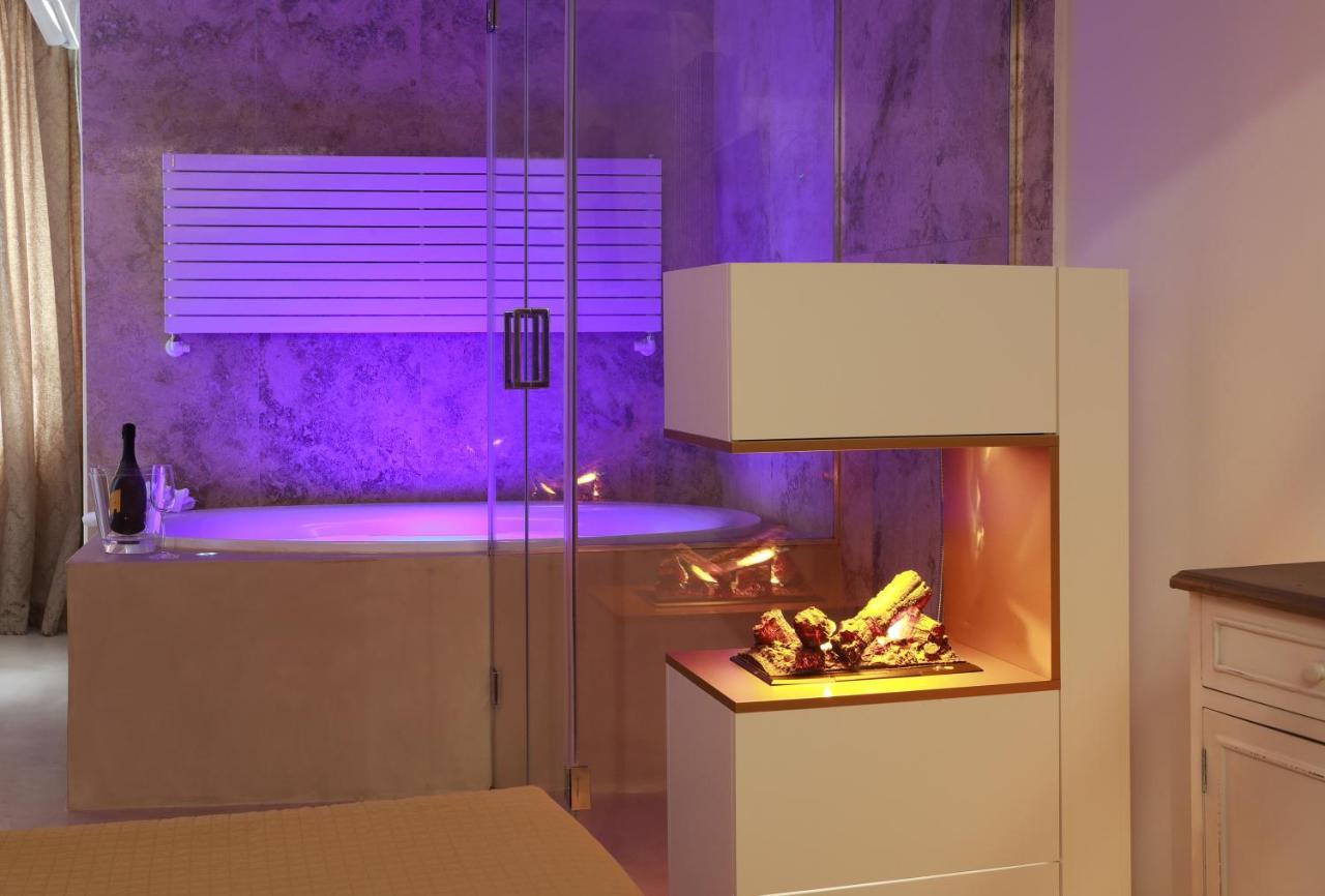 Palazzo Stapane Home Suite 9 - Luxury Living Monopoli Eksteriør billede