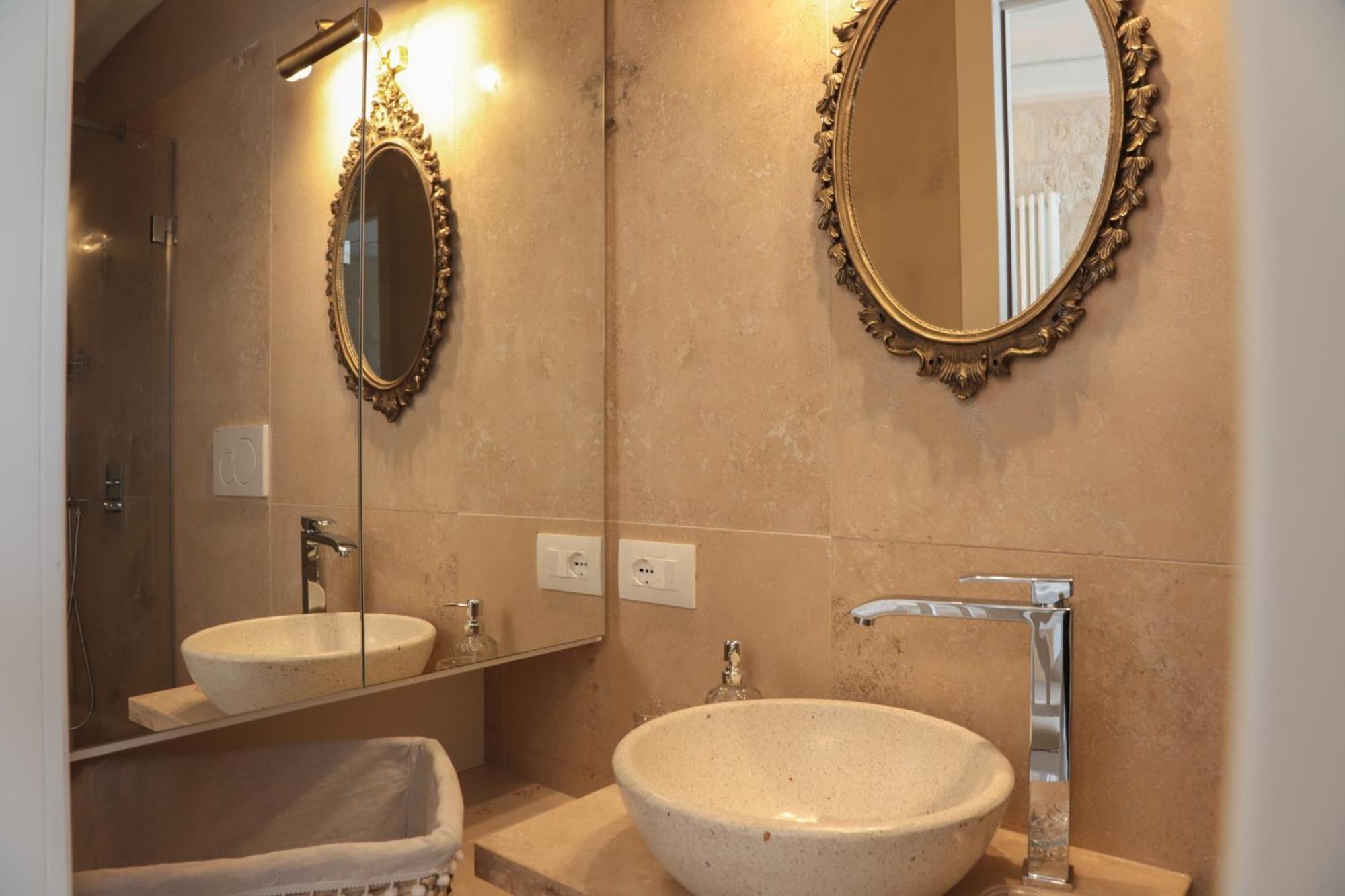 Palazzo Stapane Home Suite 9 - Luxury Living Monopoli Eksteriør billede