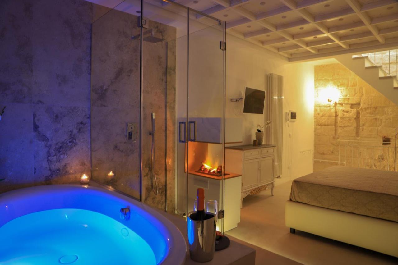 Palazzo Stapane Home Suite 9 - Luxury Living Monopoli Eksteriør billede