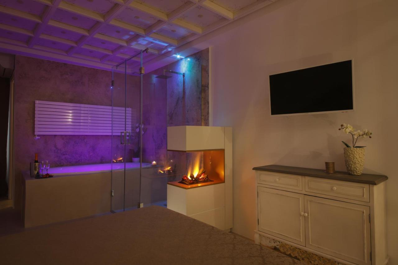 Palazzo Stapane Home Suite 9 - Luxury Living Monopoli Eksteriør billede