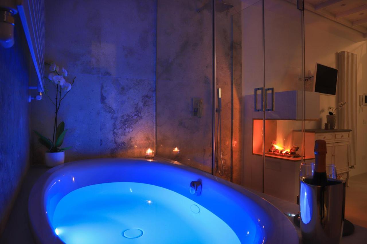 Palazzo Stapane Home Suite 9 - Luxury Living Monopoli Eksteriør billede