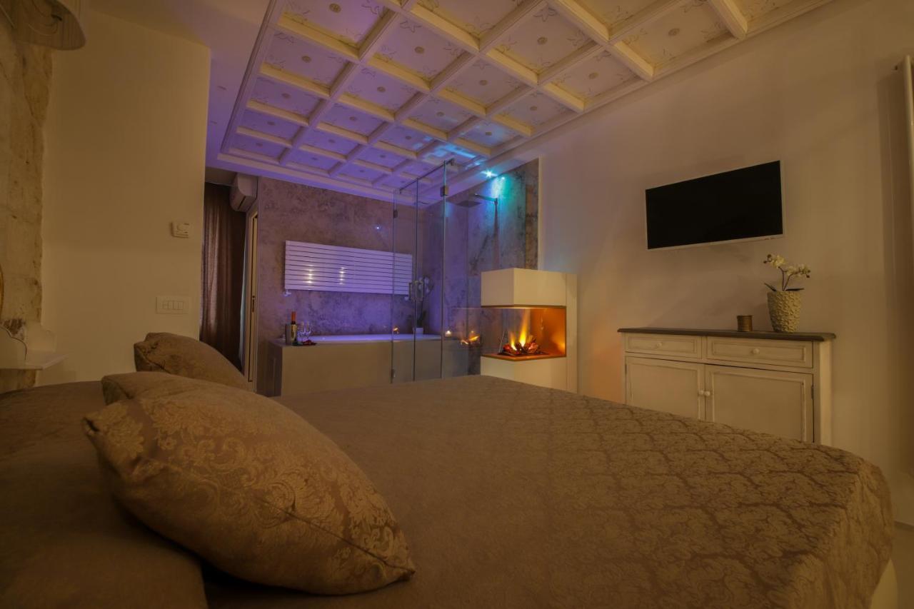 Palazzo Stapane Home Suite 9 - Luxury Living Monopoli Eksteriør billede