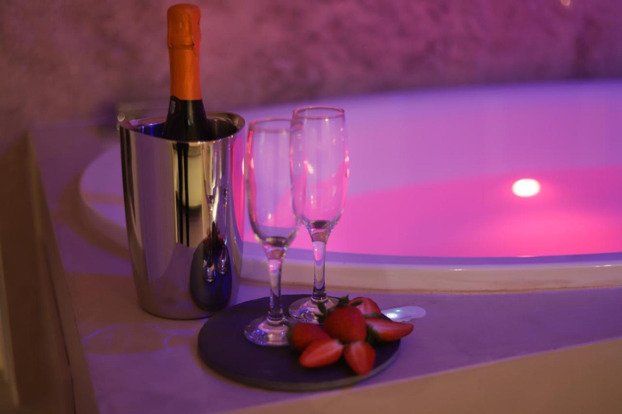 Palazzo Stapane Home Suite 9 - Luxury Living Monopoli Eksteriør billede