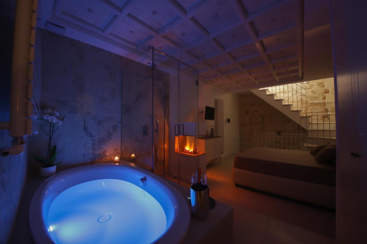 Palazzo Stapane Home Suite 9 - Luxury Living Monopoli Eksteriør billede